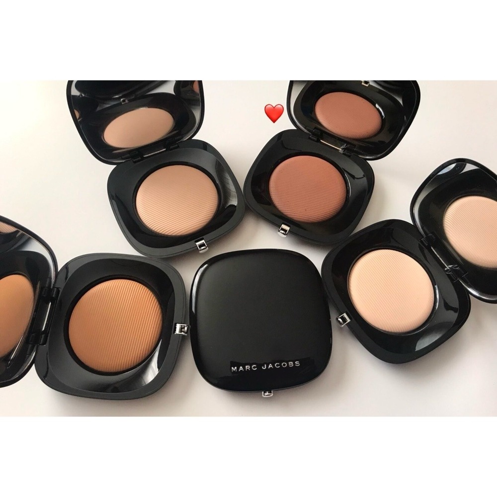 Marc Jacobs Foundation Lot of 2 Perfection Powder Featherweight‎ 800 Cocoa Deep